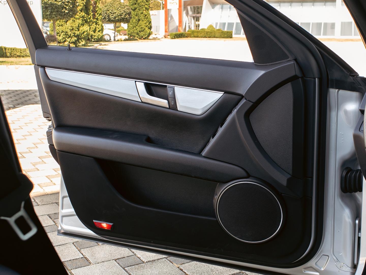 Mercedes-Benz C-Класс