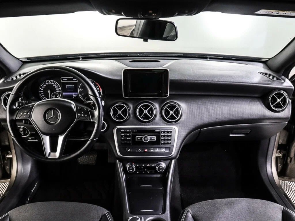 Mercedes-Benz A-Класс