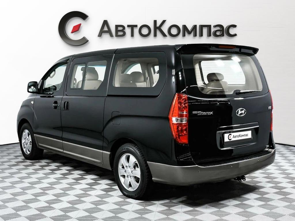 Hyundai Grand Starex