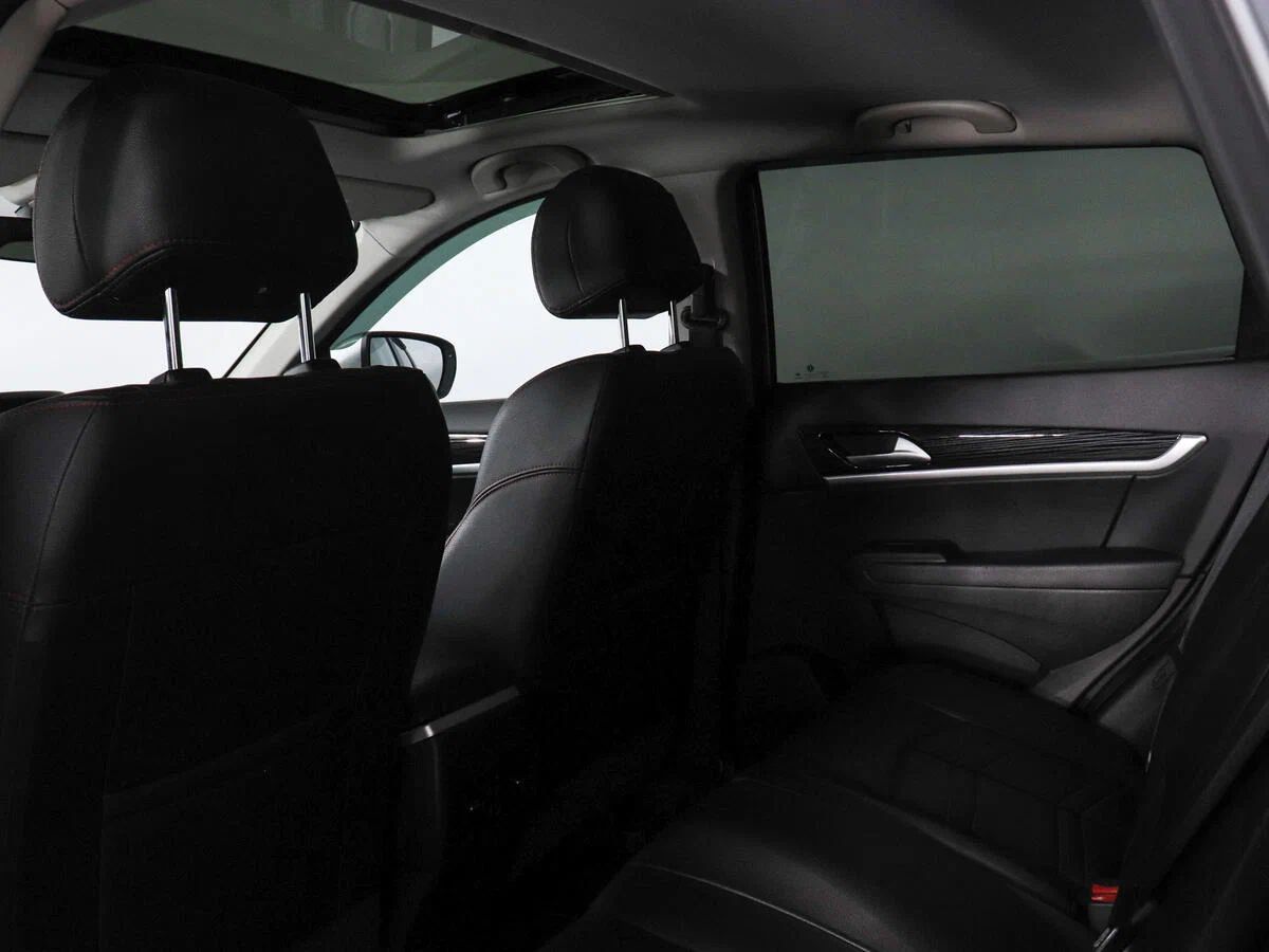 Dongfeng AX7