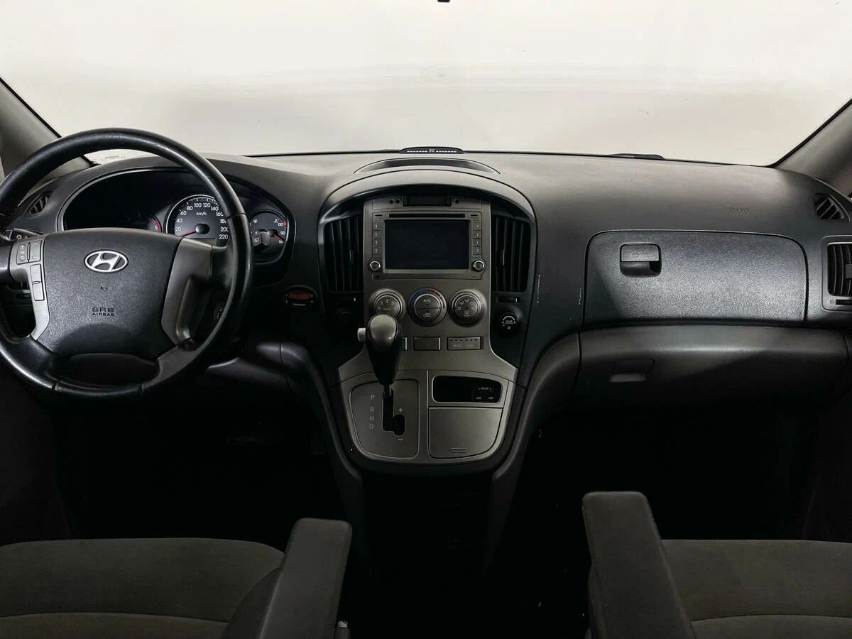Hyundai H-1