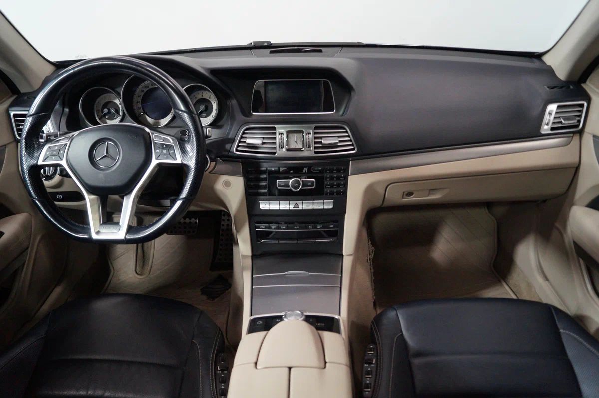 Mercedes-Benz E-Класс