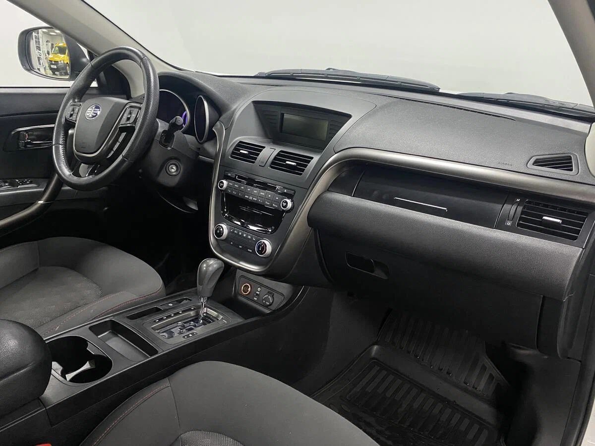 FAW Besturn X80