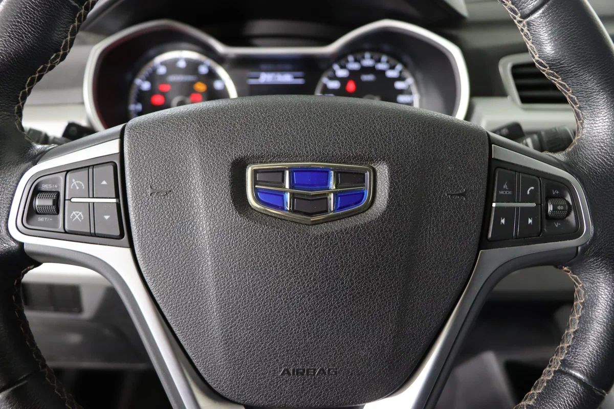Geely Atlas
