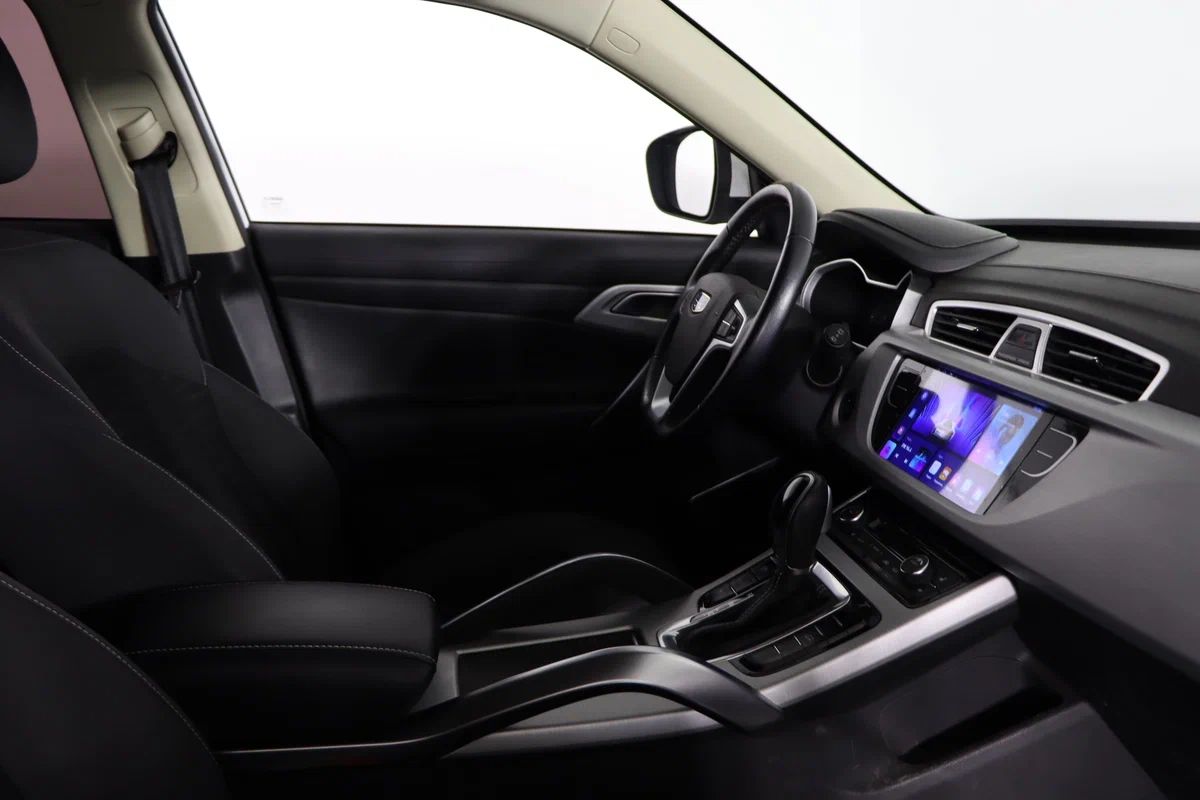 Geely Atlas