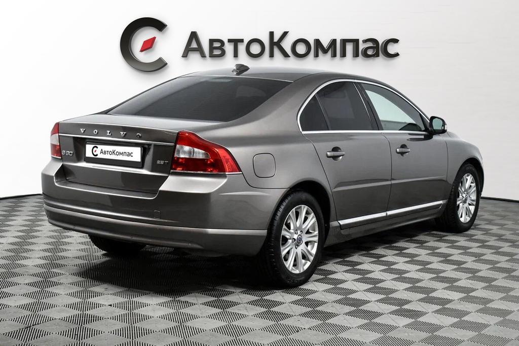 Volvo S80