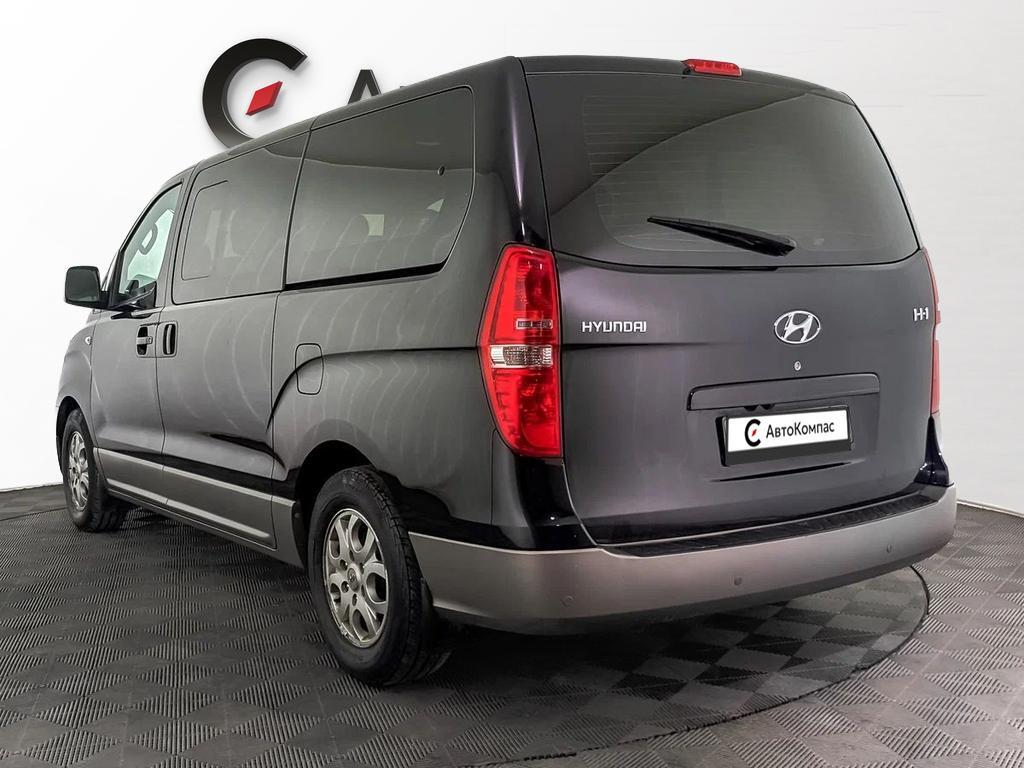 Hyundai H-1