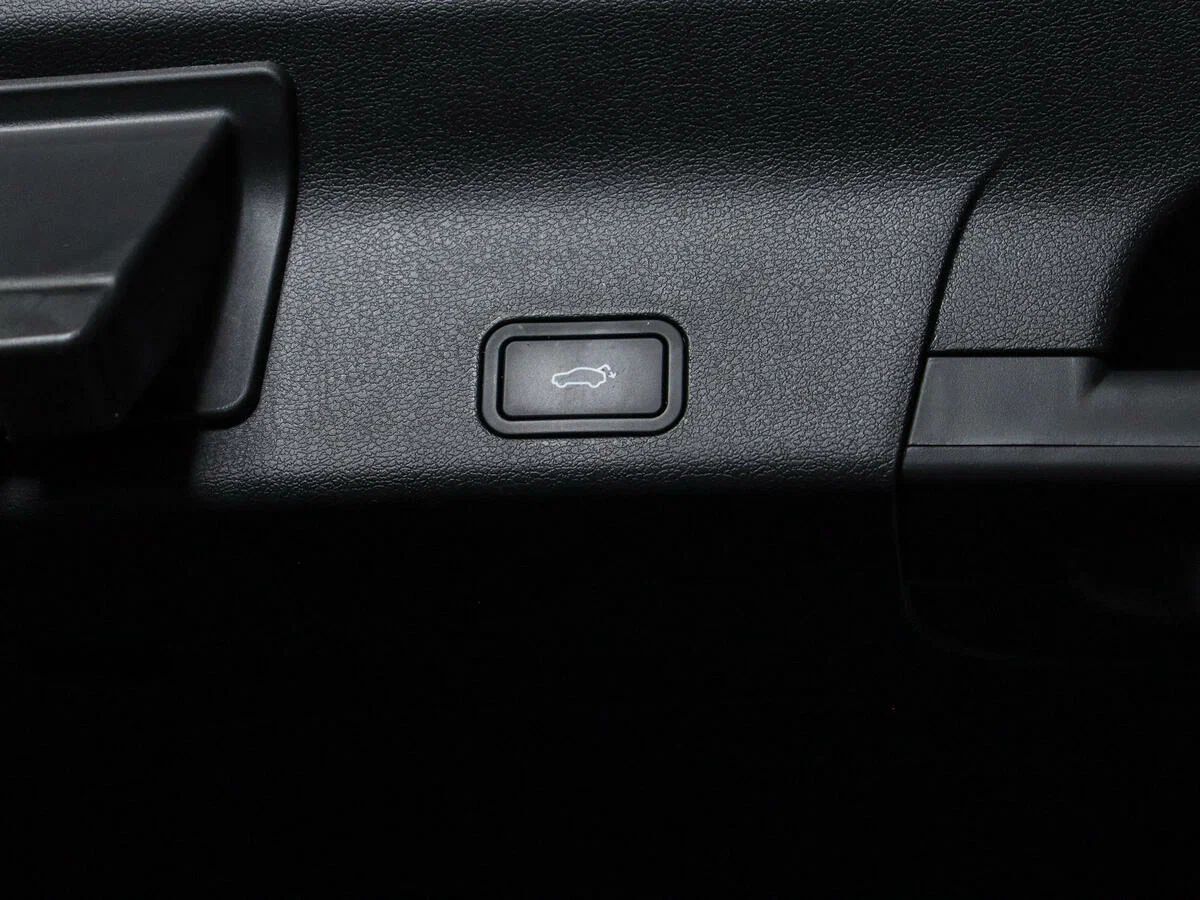 Geely Atlas Pro