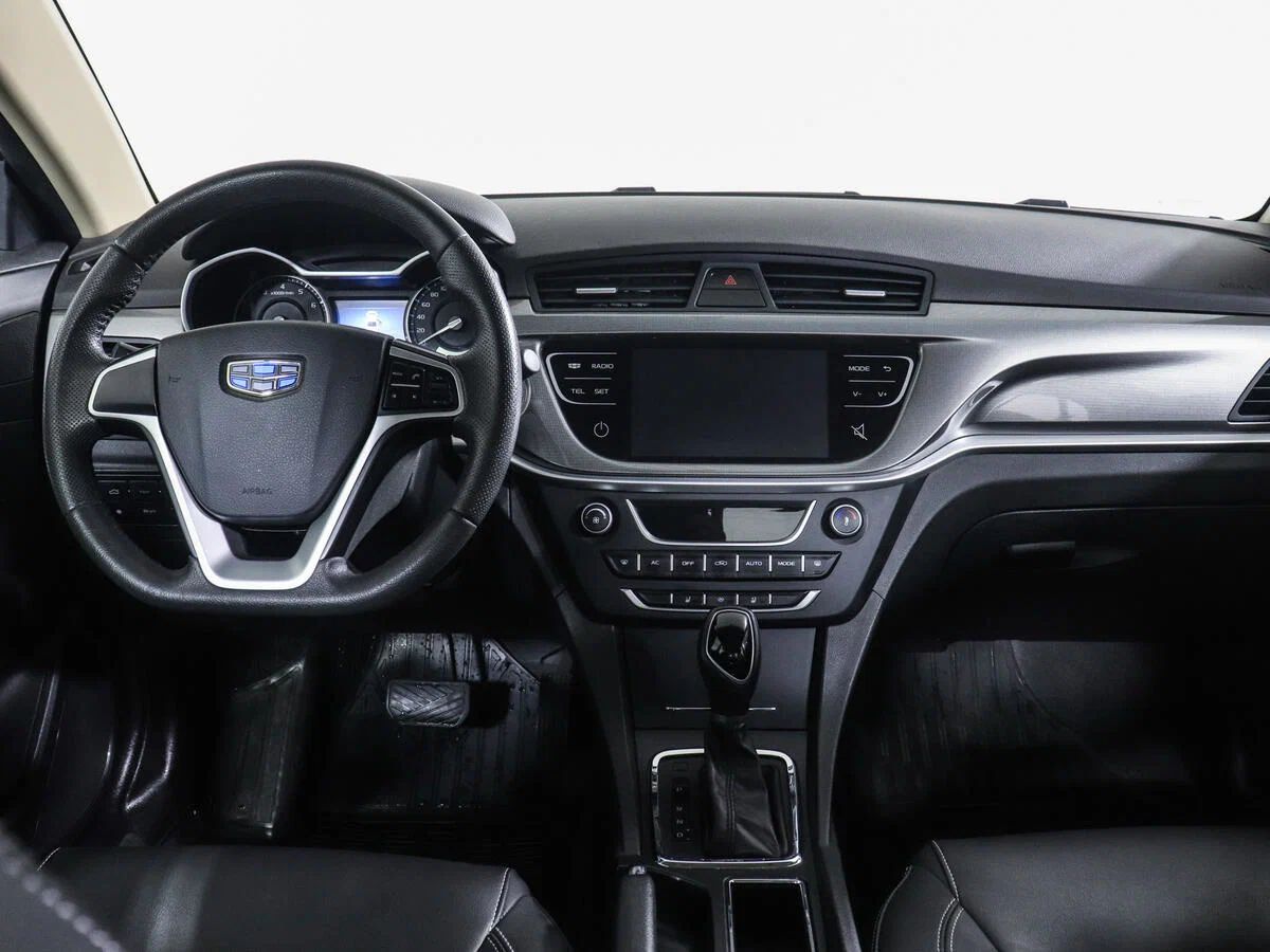 Geely Emgrand 7