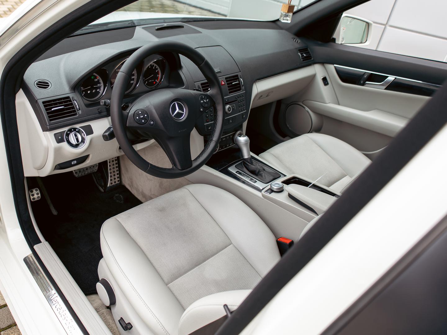 Mercedes-Benz C-Класс