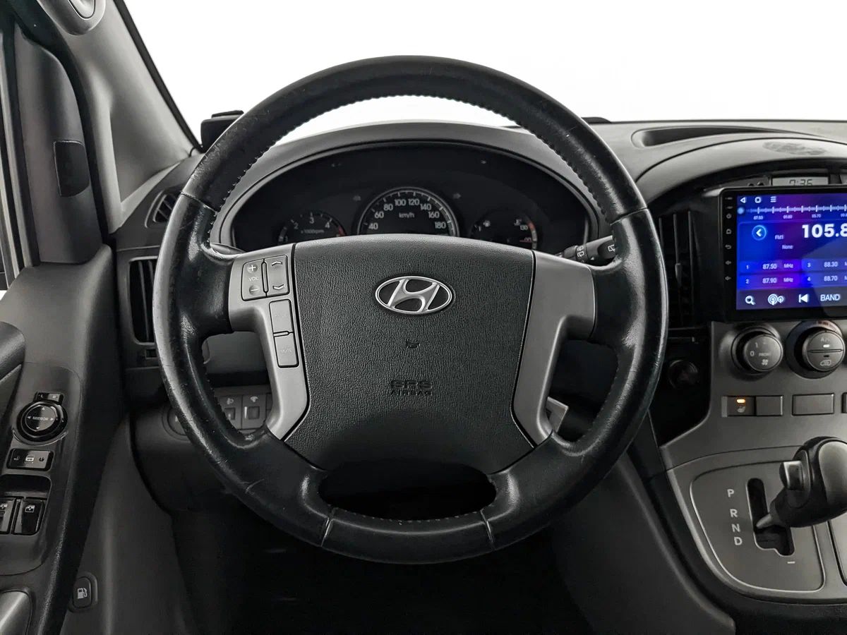 Hyundai H-1