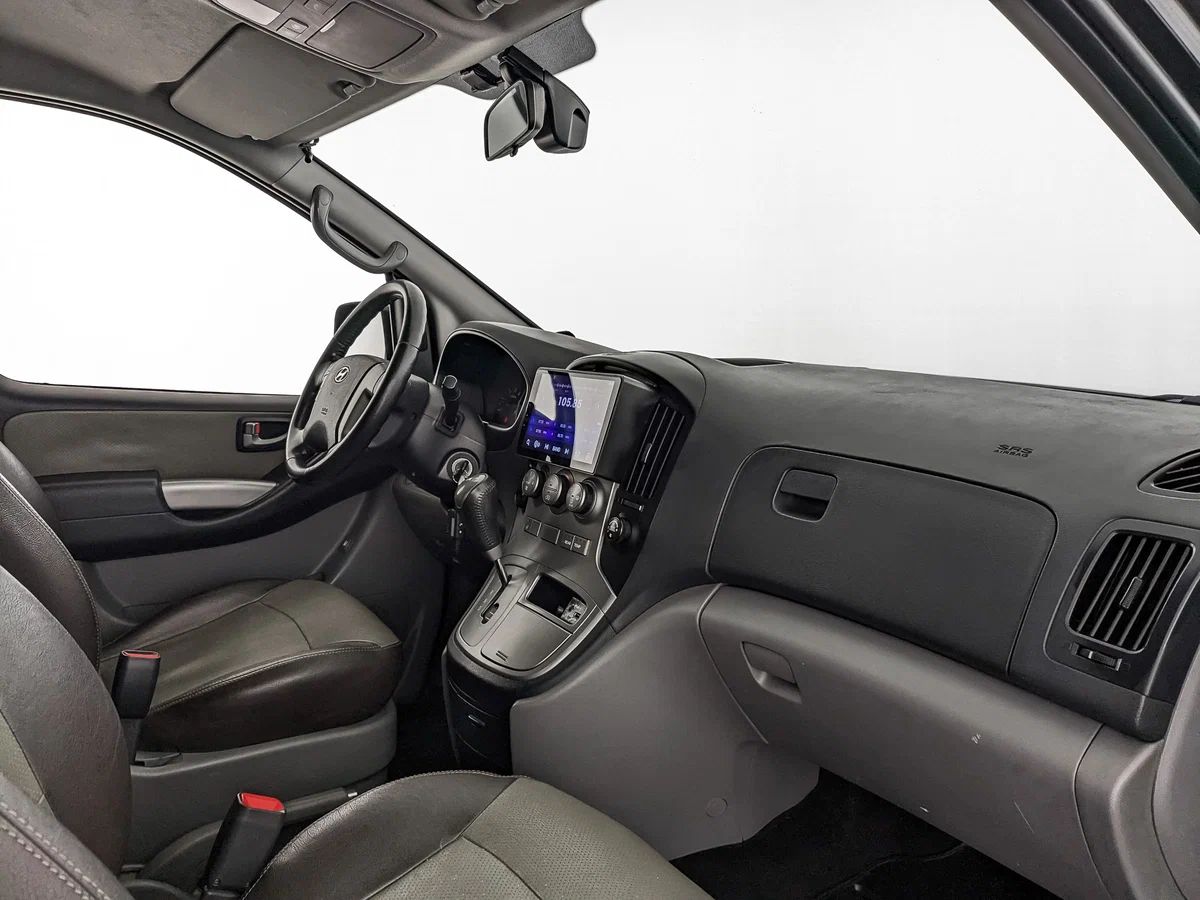 Hyundai H-1