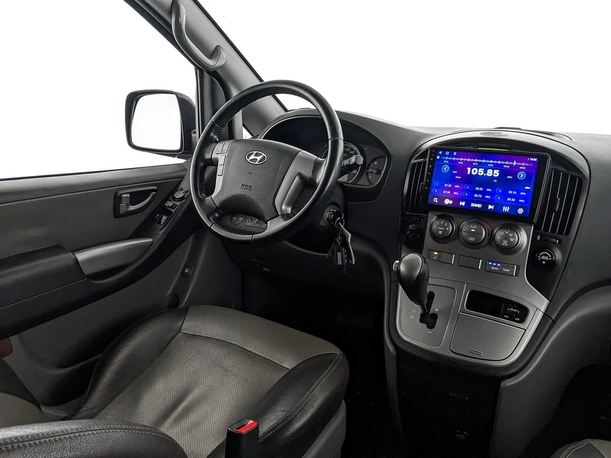 Hyundai H-1