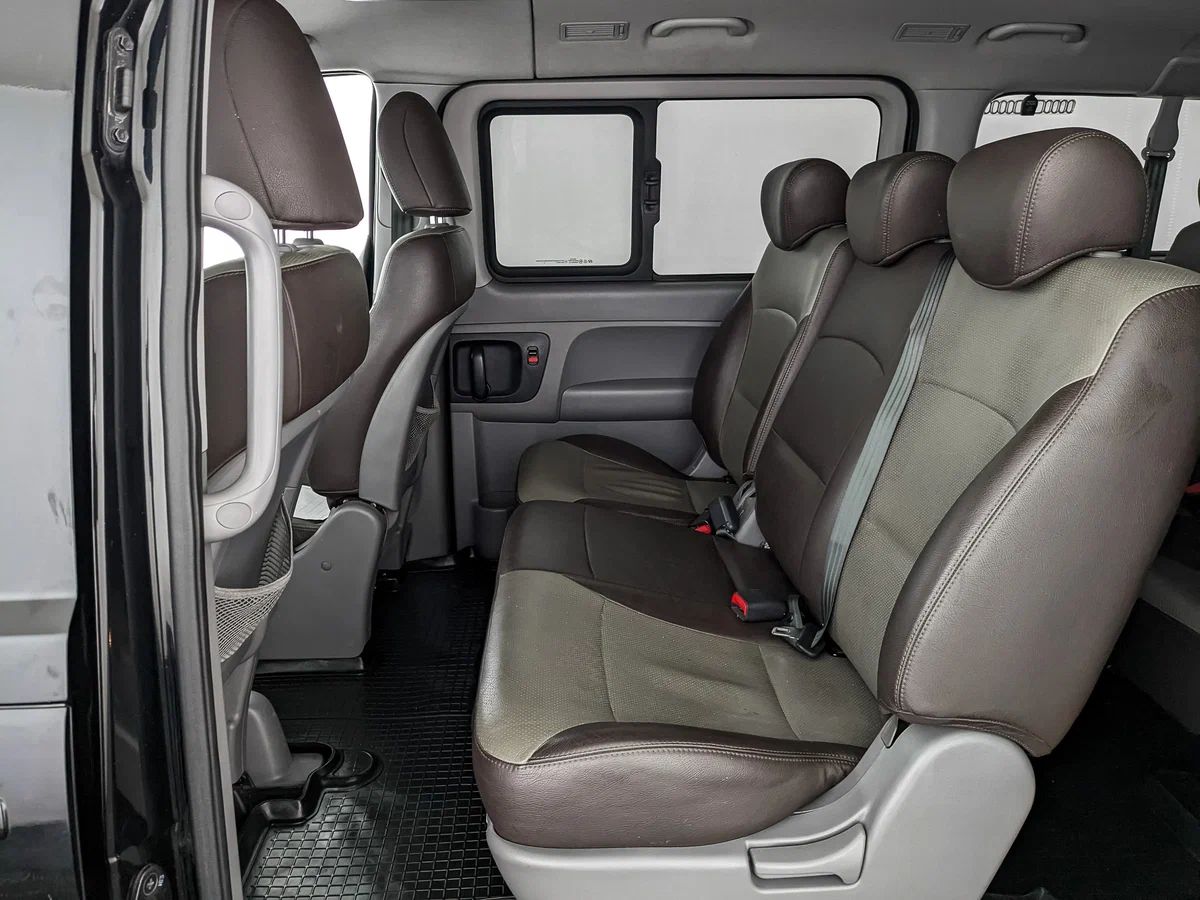 Hyundai H-1
