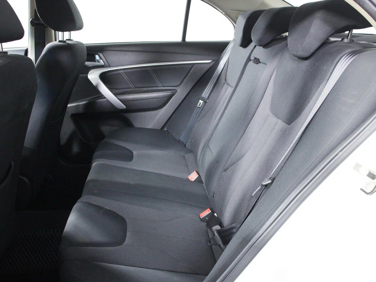 Geely Emgrand 7