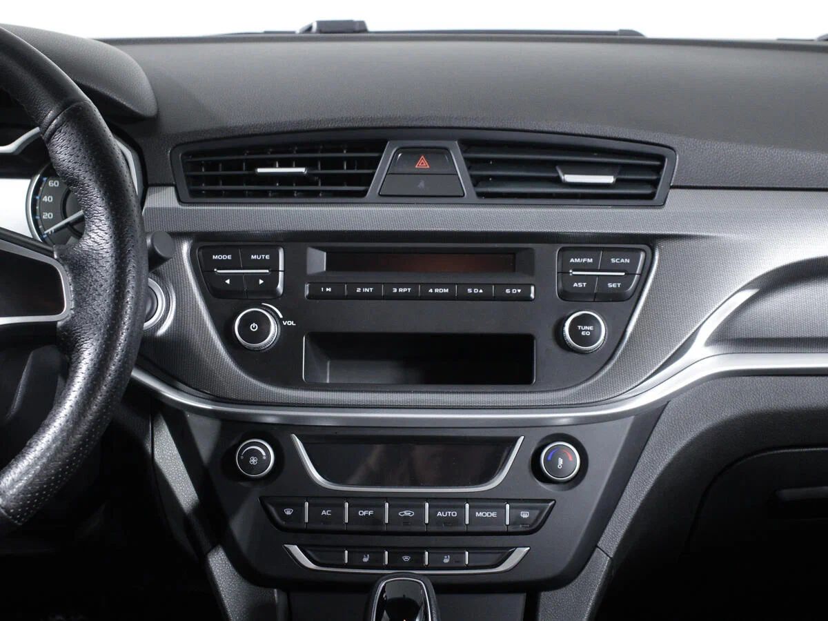 Geely Emgrand 7