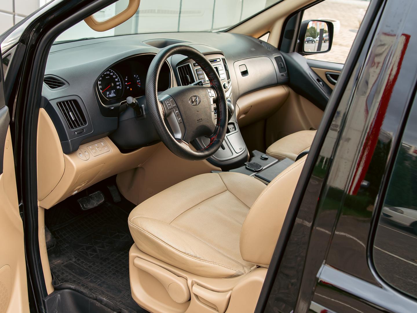 Hyundai H-1