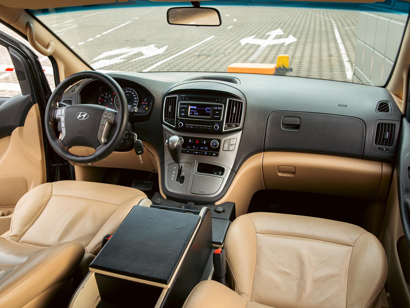 Hyundai H-1
