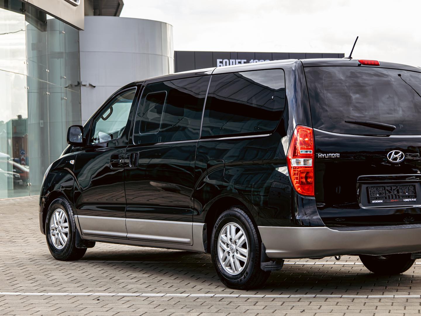 Hyundai H-1