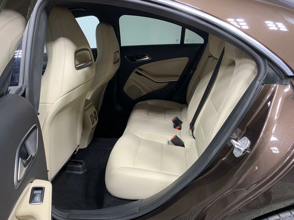 Mercedes-Benz CLA