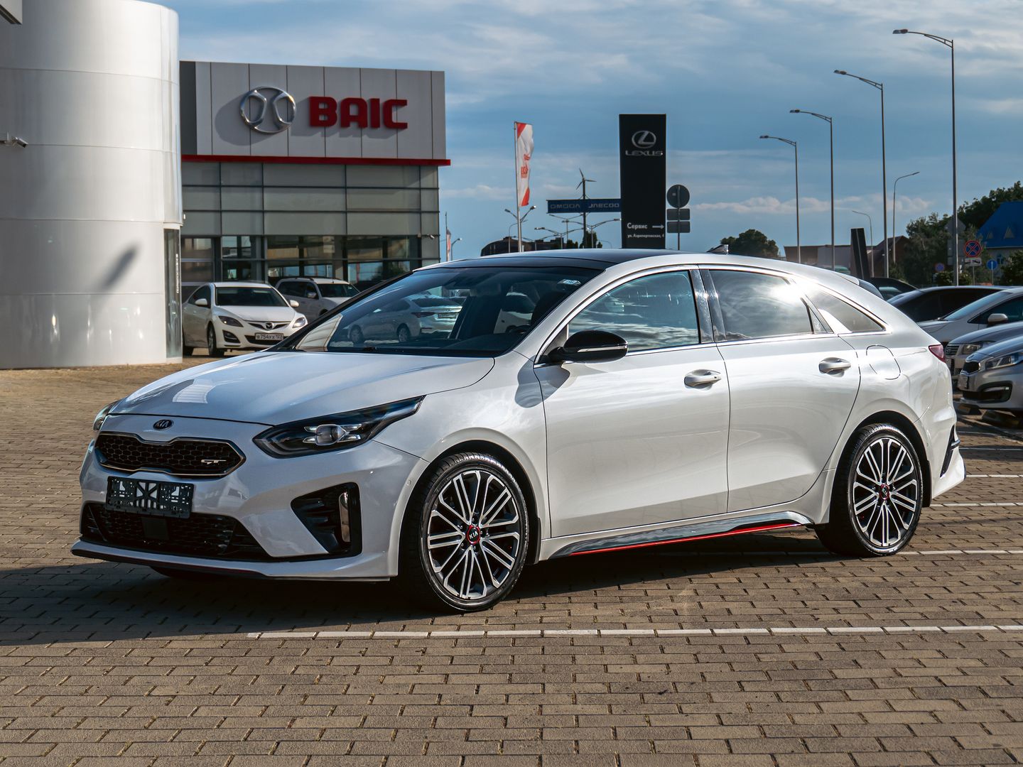 Kia Proceed