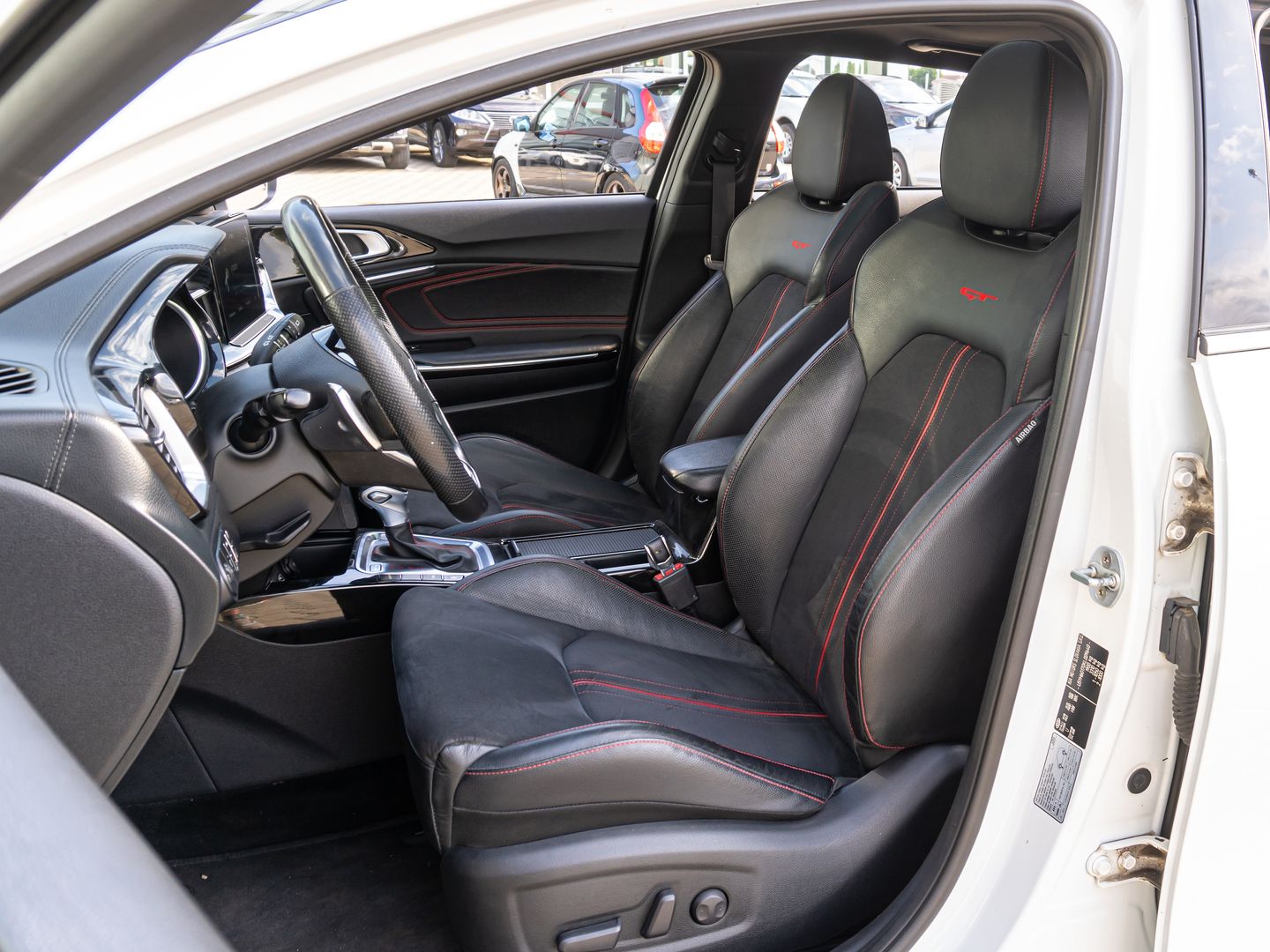 Kia Proceed