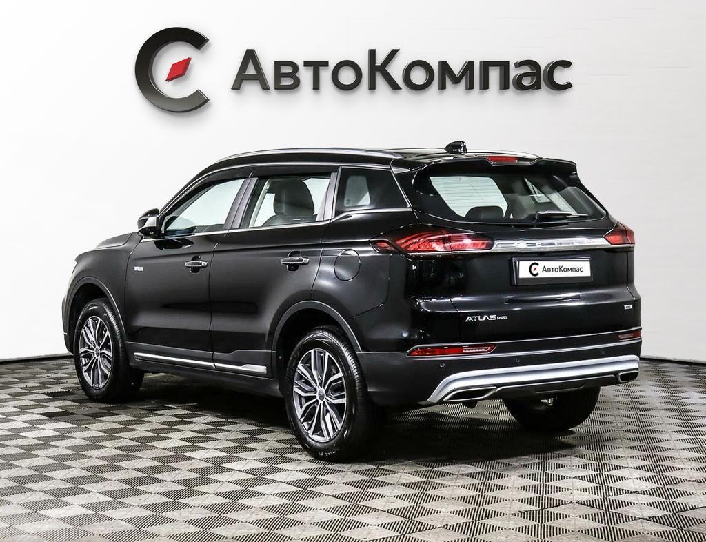Geely Atlas Pro