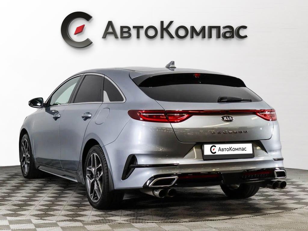 Kia Proceed