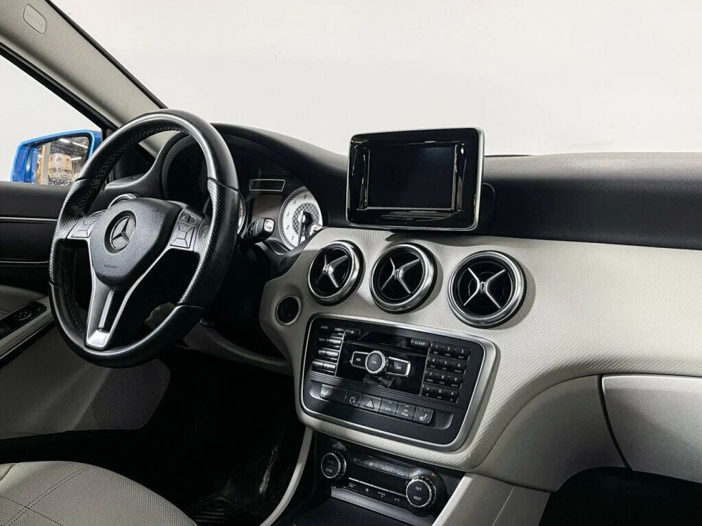 Mercedes-Benz A-Класс