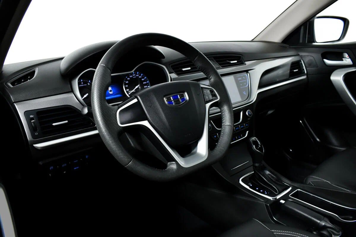 Geely Emgrand 7