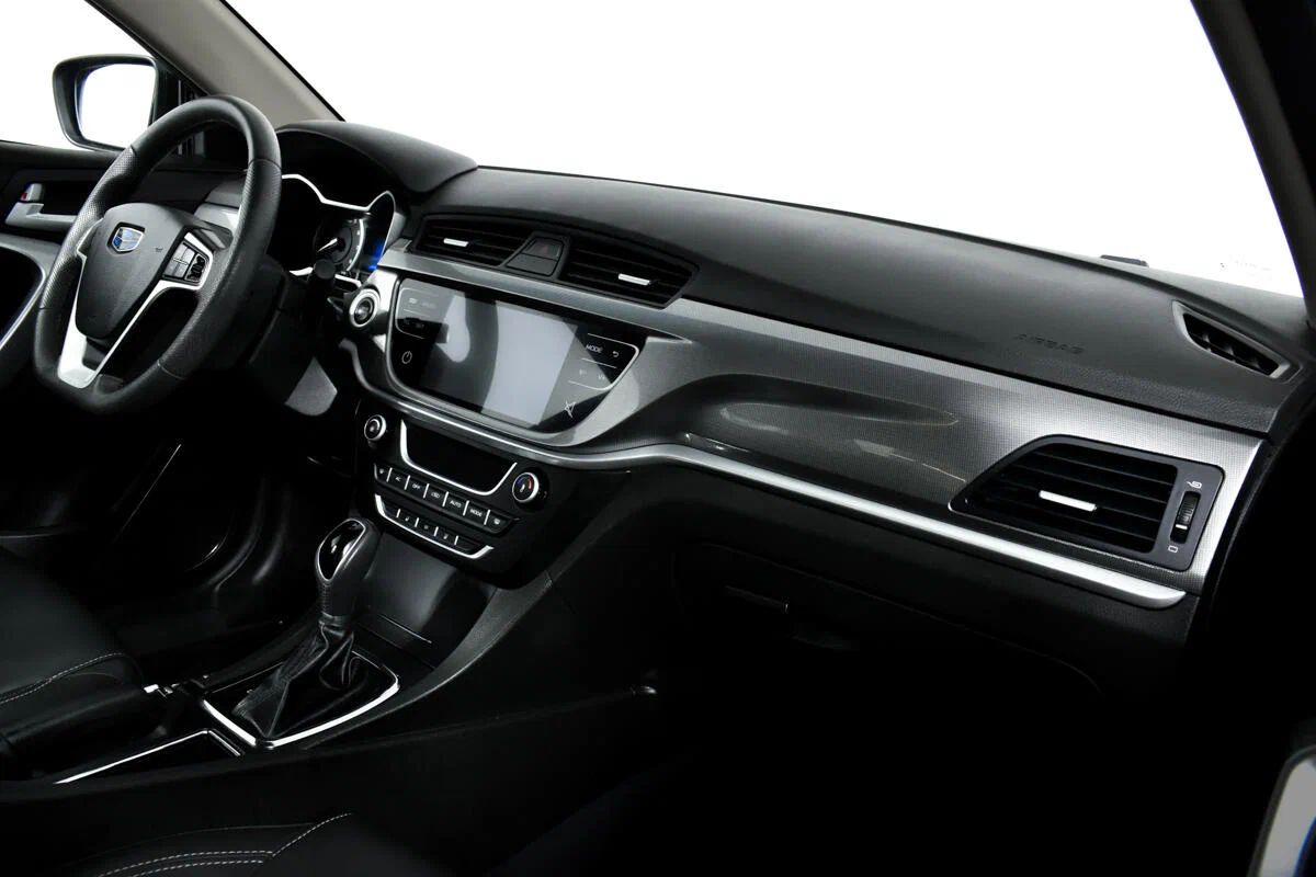 Geely Emgrand 7