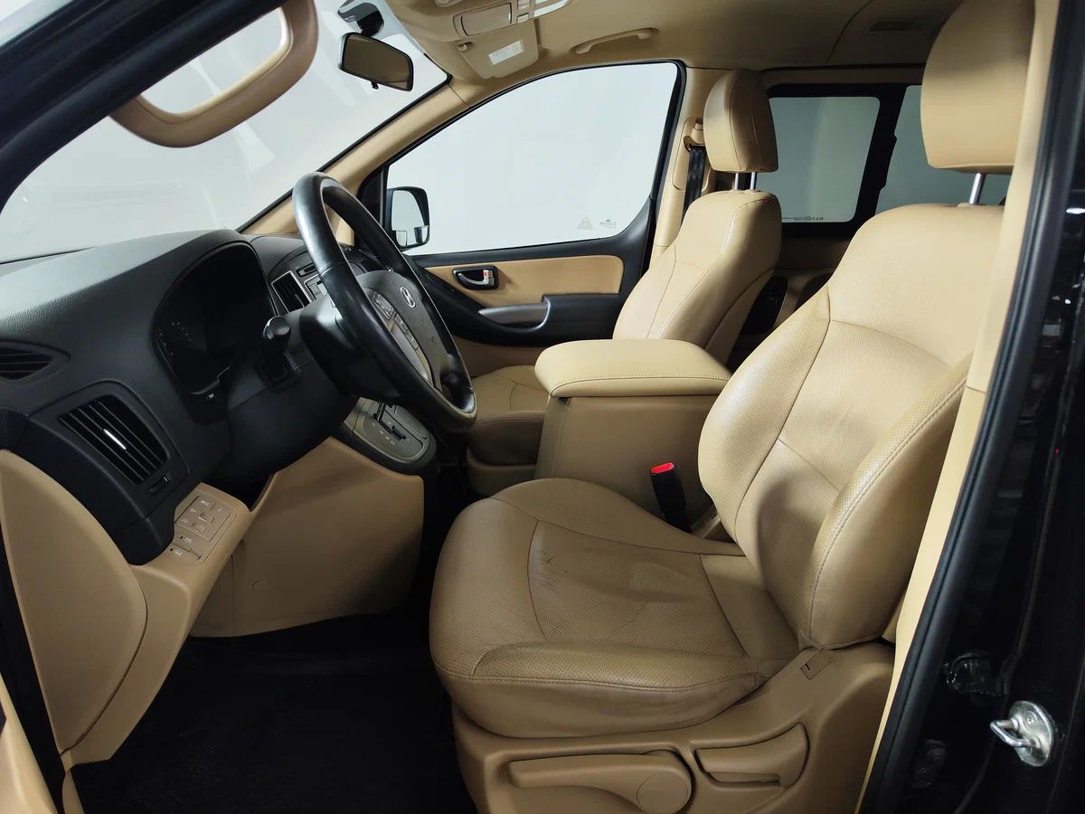 Hyundai H-1