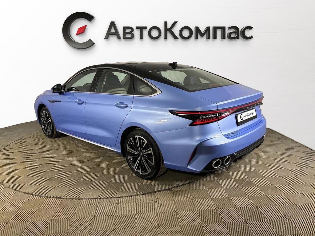 Chery Arrizo 8