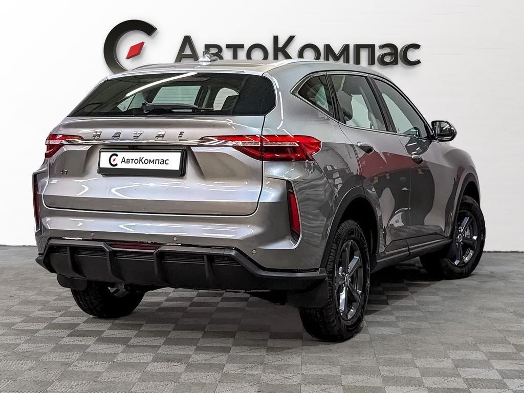 Haval F7